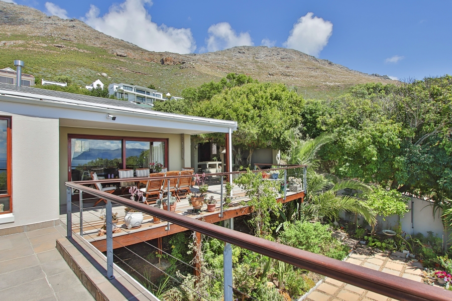 To Let 4 Bedroom Property for Rent in Froggy Farm Western Cape